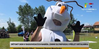 RADOVESICE: Dětský den v Radovesicích nabídl zimní olympiádu i přílet vrtulníku