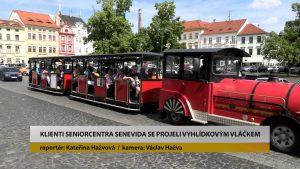 TEREZÍN: Klienti SeniorCentra Senevida se projeli vyhlídkovým vláčkem TEREZÍN: Klienti SeniorCentra Senevida se projeli vyhlídkovým vláčkem