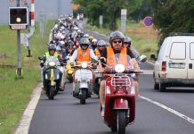 Do Lovosic se sjedou milovníci skútrů Vespa. Letošní VESPARÁDA pomůže Madlence z Čížkovic.