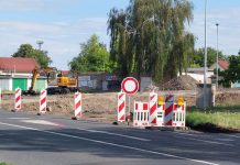 Rekonstrukce křižovatky U Jatek v Lovosicích stojí. Podloží je měkké, harmonogram se posouvá