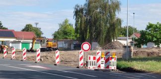 Rekonstrukce křižovatky U Jatek v Lovosicích stojí. Podloží je měkké, harmonogram se posouvá