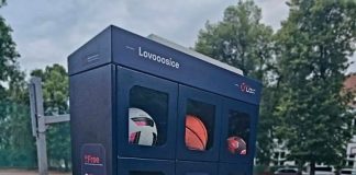 V Lovosicích mají první chytrý box se sportovními potřebami