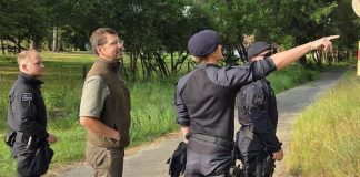 České Švýcarsko pod přísným dohledem: V národním parku hlídkují policisté na koních, čtyřkolkách i dron s termovizí