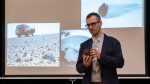 Dotkněte se vesmíru. Pedagog a ředitel litoměřické školy Radek Šrejbr přináší unikátní přednášky s ukázkou pravých meteoritů Dotkněte se vesmíru. Pedagog a ředitel litoměřické školy Radek Šrejbr přináší unikátní přednášky s ukázkou pravých meteoritů