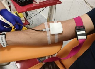 Dárci krve skupiny nula negativní, přihlaste se k odběru!