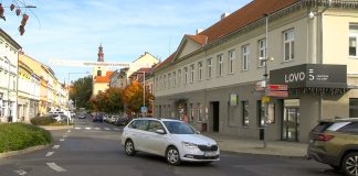 Lovosice zatočí s nočním hlukem z tuněných výfuků. Strážníci hlásí první záchyty Ilustrační snímek - Lovosice