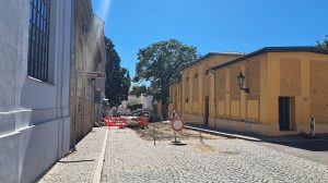 Nová dlažba v Krajské ulici zkompletuje lokalitu u Tyršova náměstí Nová dlažba v Krajské ulici zkompletuje lokalitu u Tyršova náměstí