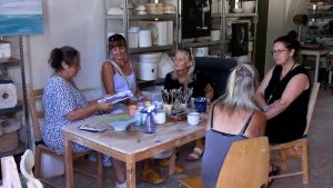 TEREZÍN: Ateliéry Bach-a hostily setkání keramiků a dalších tvůrců TEREZÍN: Ateliéry Bach-a hostily setkání keramiků a dalších tvůrců