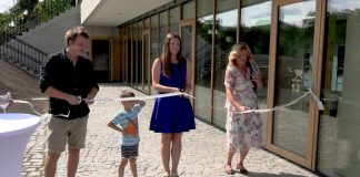 TŘEBUŠÍN: Slavnostní otevření Dětské skupiny Kořínky