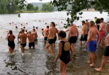 VELKÉ ŽERNOSEKY: Žernosecké ploutve se letos zúčastnilo 77 závodníků