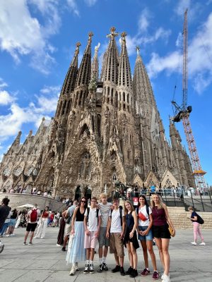 Žáci ZŠ Lingua Universal vyrazili za odměnu na výlet do Barcelony Žáci ZŠ Lingua Universal vyrazili za odměnu na výlet do Barcelony