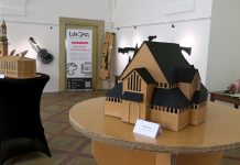 LIBOCHOVICE: Ve výstavní síni zámku opět vystavují designéři z Litegry