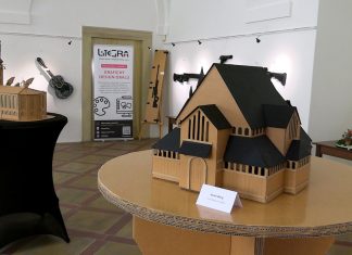 LIBOCHOVICE: Ve výstavní síni zámku opět vystavují designéři z Litegry