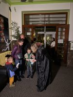Lovosická ZŠ Všehrdova zve předškoláky na svou tradiční Strašidelnou stezku Lovosická ZŠ Všehrdova zve předškoláky na svou tradiční Strašidelnou stezku